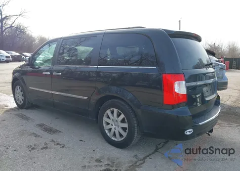 2012 Chrysler Town & Country Touring-L z USA, uszkodzony, nr VIN 2C4RC1CG9CR364201